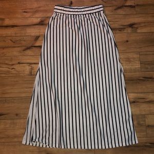 Maxi skirt